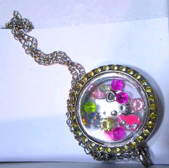 Hand Crafted Other - 💚 Hello Kitty Story Locket Pendant   Copy
